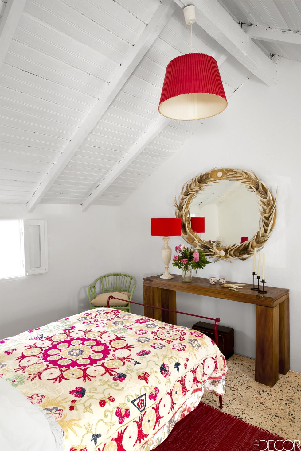 Room, Interior design, Textile, Red, Ceiling, Wall, Light fixture, Furniture, Linens, Floor, 