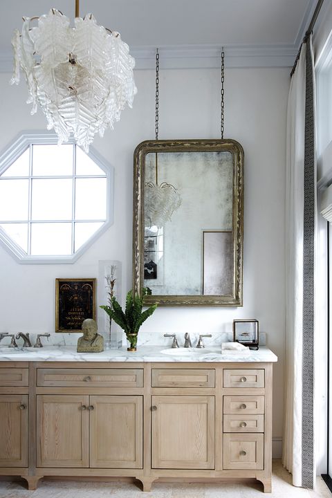 Decorating Ideas For Mirrors, How To Hang Bathroom Mirror From Ceiling