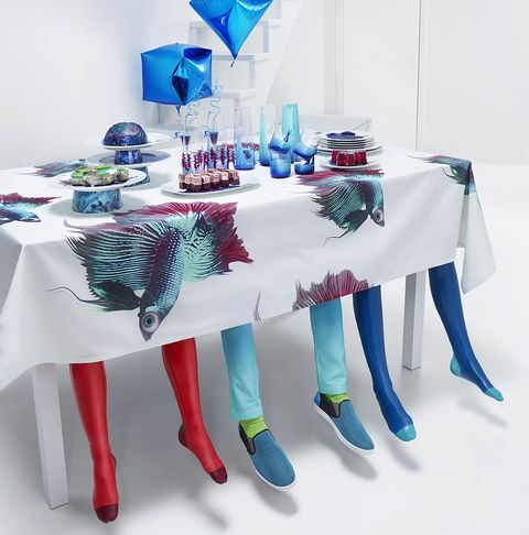Blue, Tablecloth, Textile, Table, Linens, Aqua, Turquoise, Azure, Home accessories, Teal, 