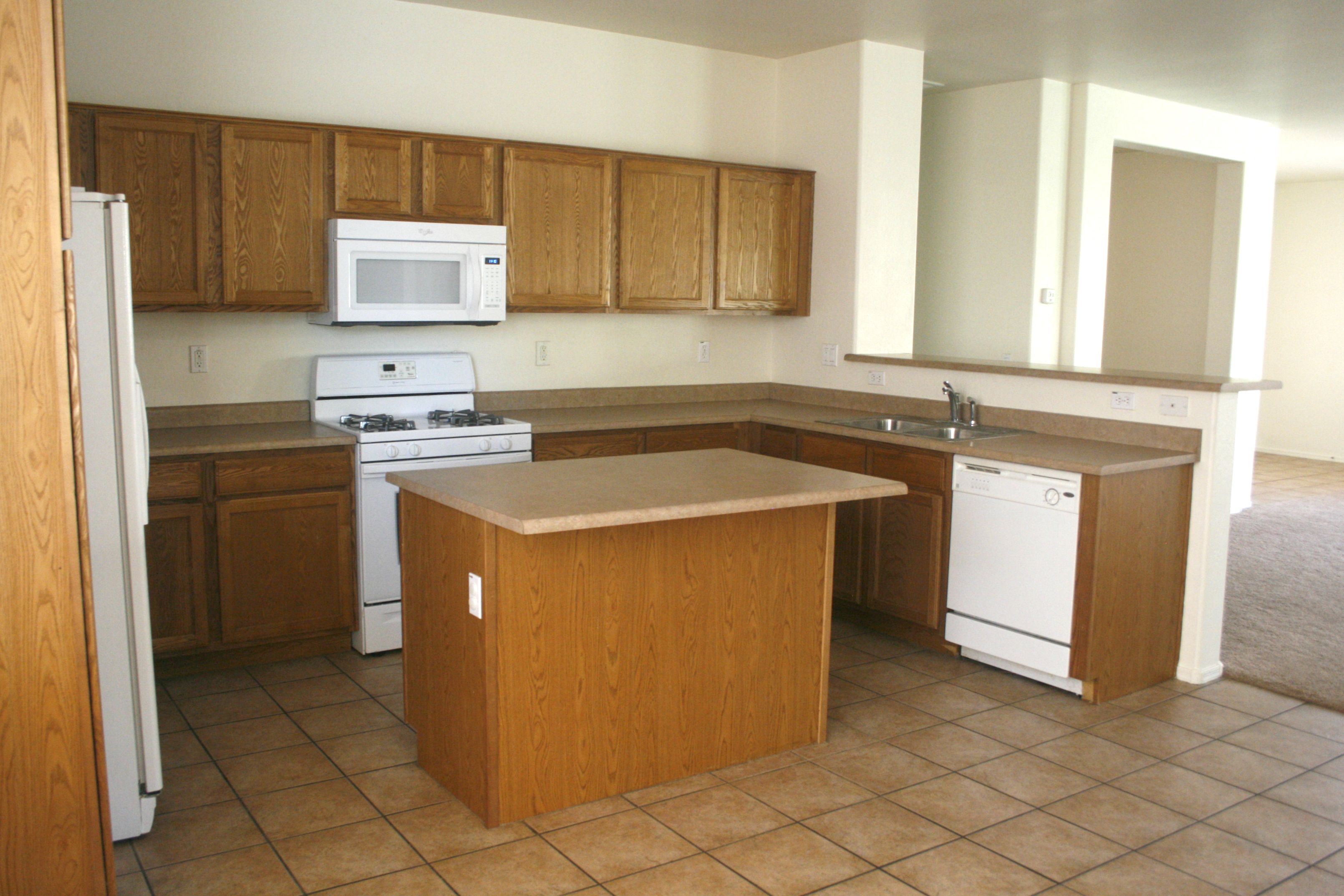 11 Best White Kitchen Cabinets Design Ideas For White Cabinets