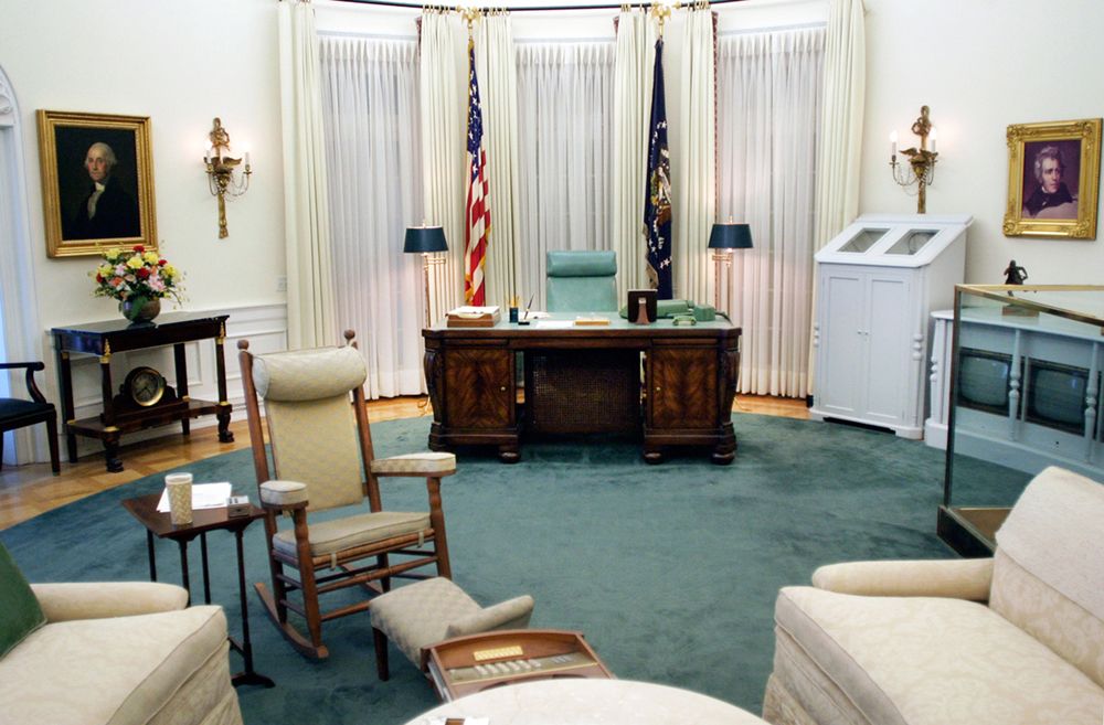 Oval Office Desks - Resolute Desk