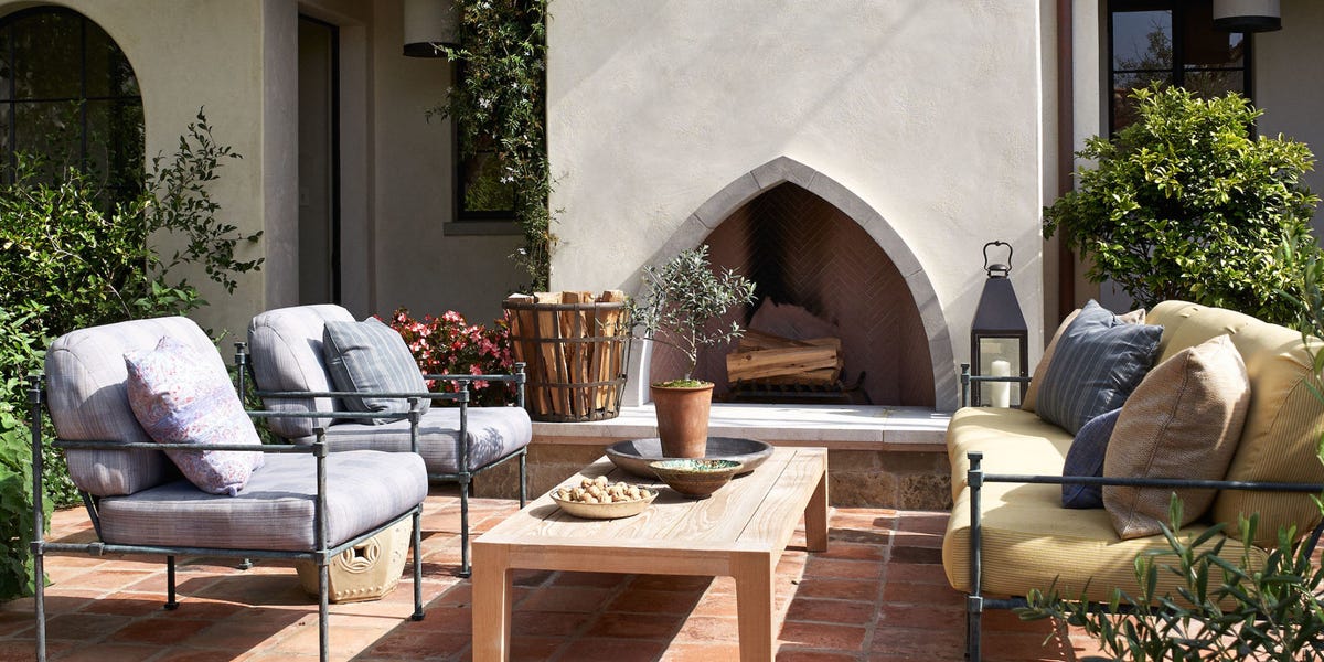 15 Outdoor Fireplace Design Ideas - Best Backyard Fire Pits 15 Outdoor Fireplace Design Ideas - Best Backyard Fire Pits on Fireplace In Yard id=13365
