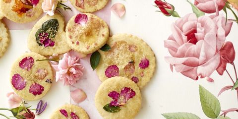 Edible flowers for summer recipes
