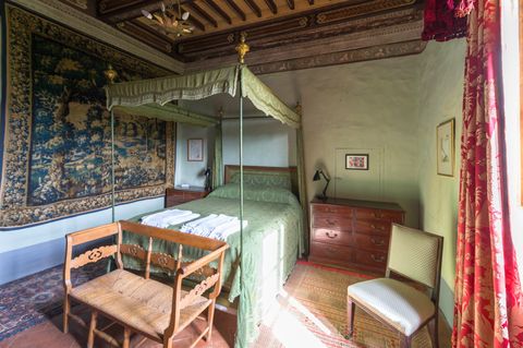 tuscan green bedroom