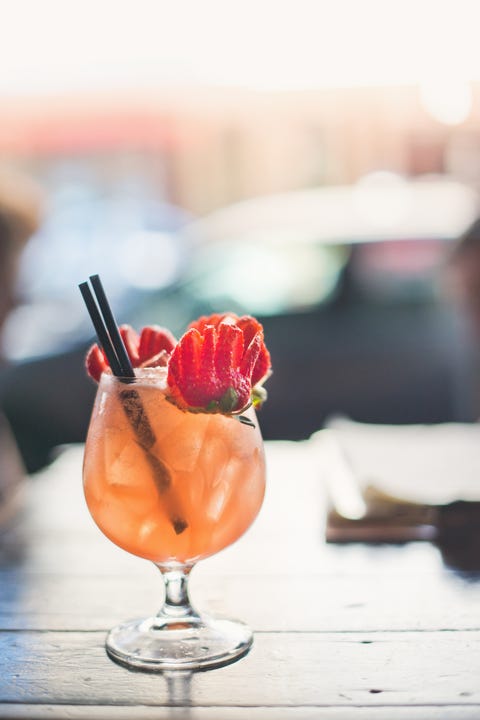 25 Rose Wine Cocktail Recipes - Rosé Drink Ideas