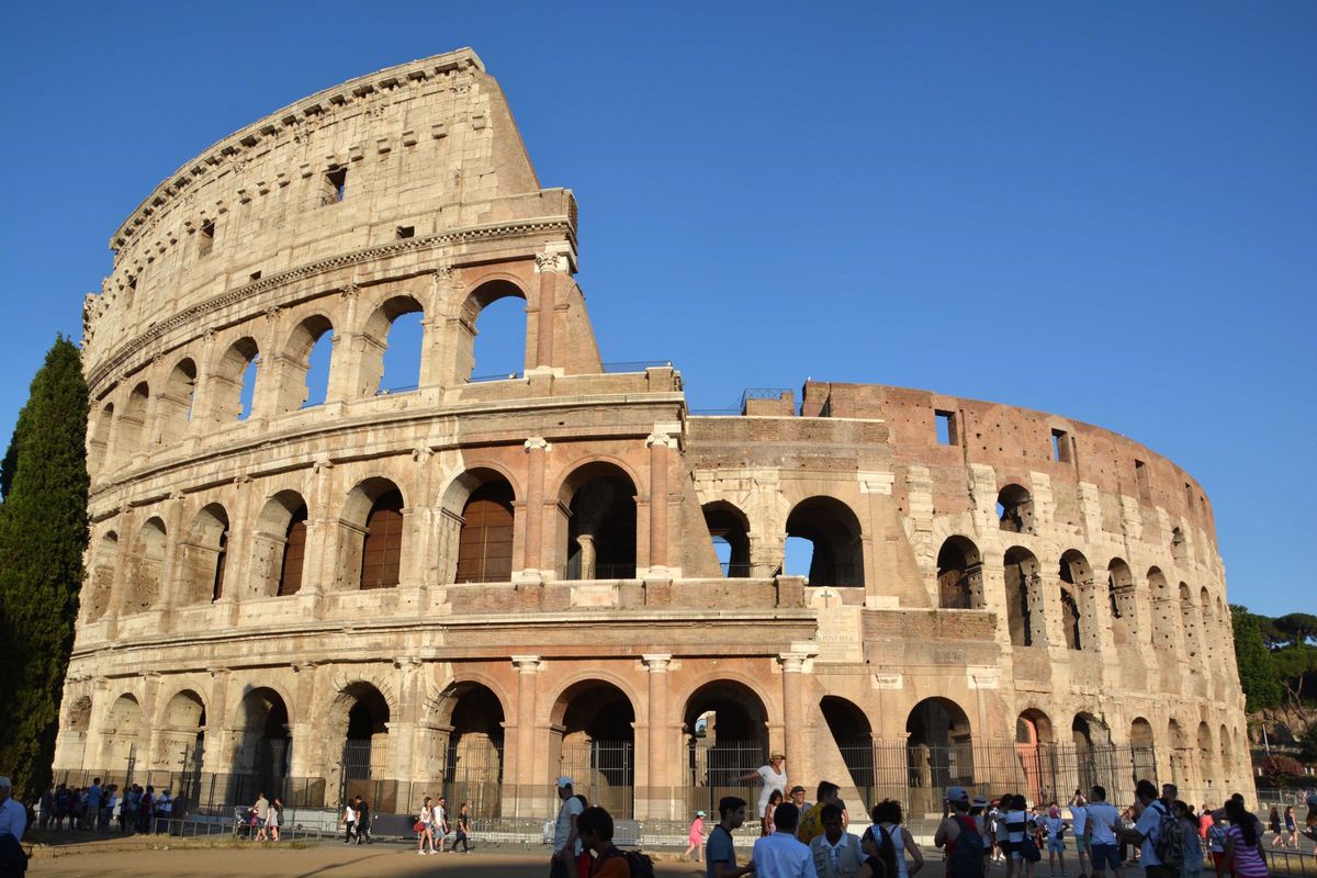 Daytime, People, Architecture, Tourism, Ancient rome, Amphitheatre, Arch, Wonders of the world, Landmark, Ancient history, 