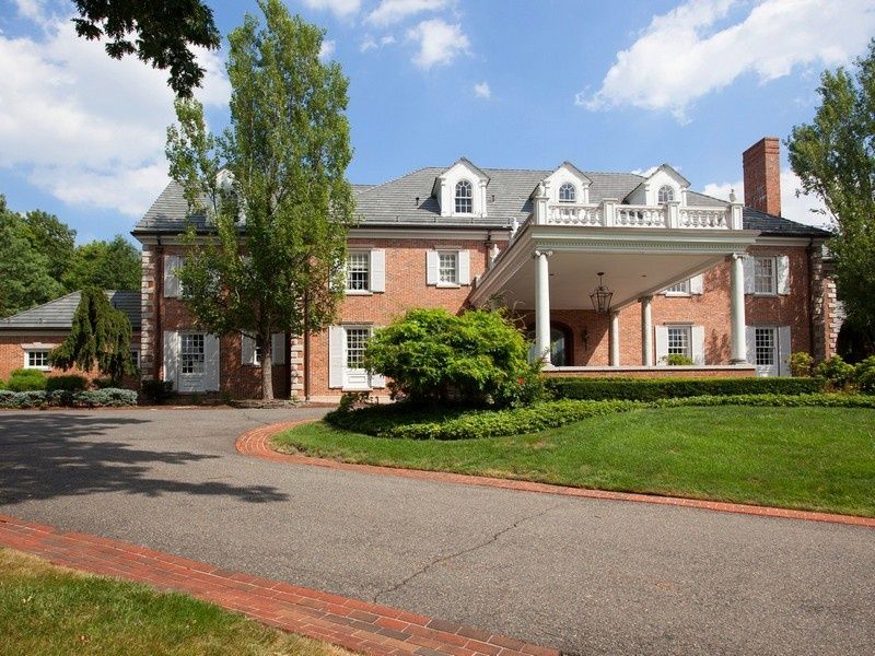 11 Celebrity Homes For Sale Luxury Homes And Mansions For Sale