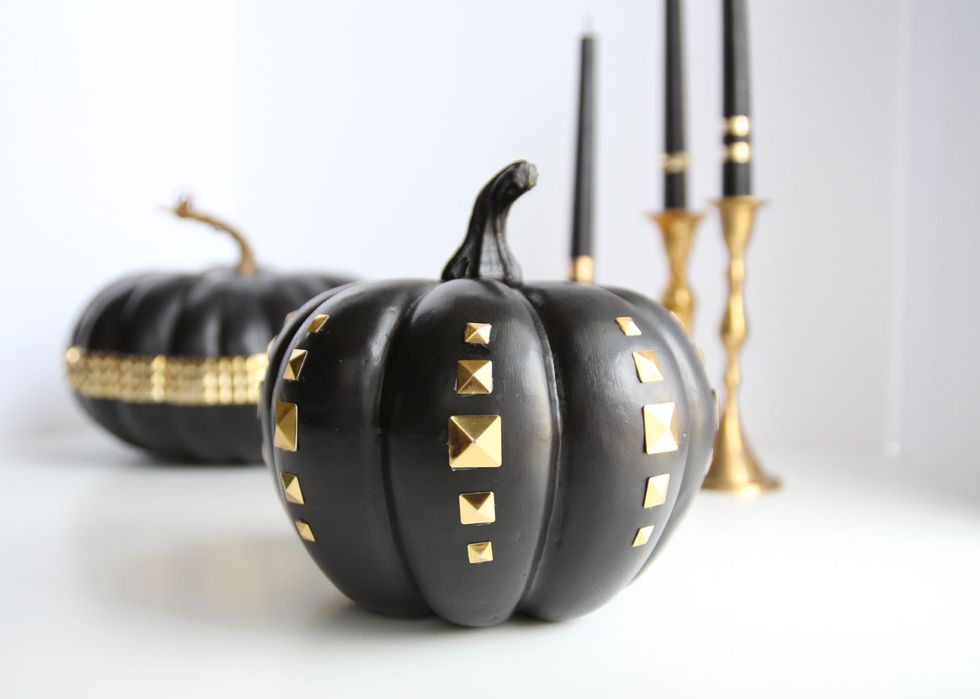 20 Easy Pumpkin Decorating Ideas - Painted Pumpkins How-To