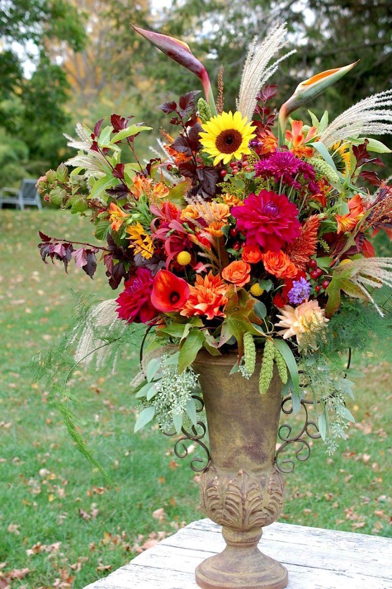 20 Best Fall Wedding Flowers Wedding Bouquets And