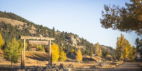 35 Fall Wedding Venues Best Locations For Fall Weddings