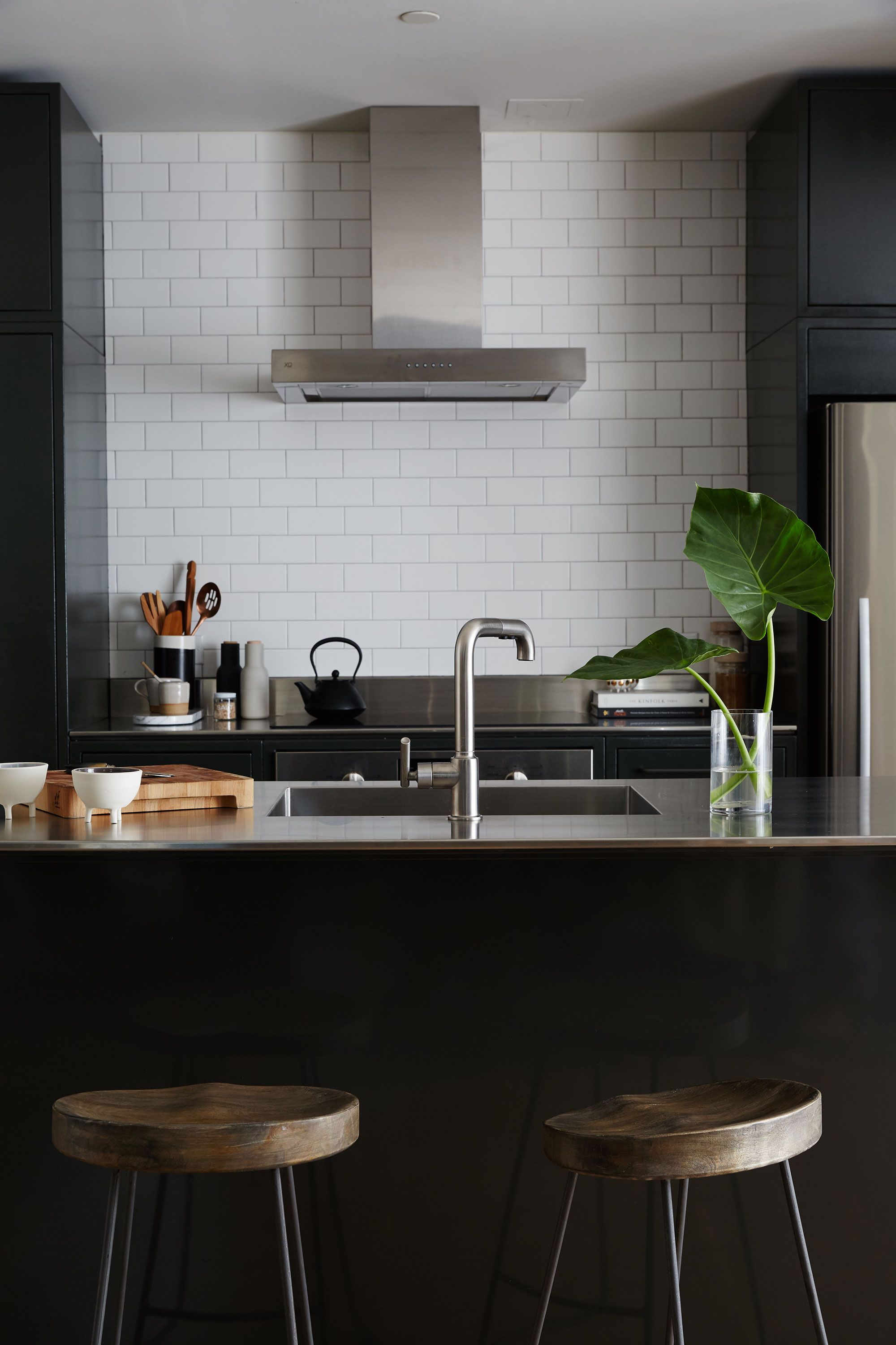 30 Best Black Kitchen Cabinets Kitchen Design Ideas With Black