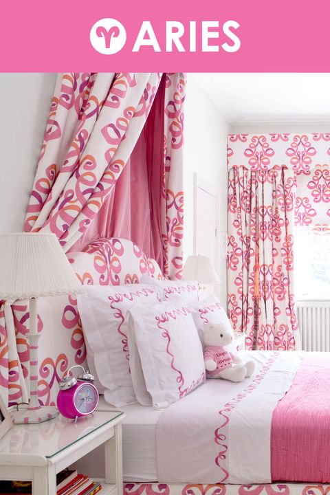 Room, Interior design, Textile, Red, Pink, Magenta, Linens, Wall, Bed, Bedding, 
