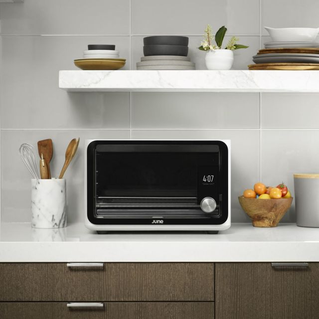 A Toaster Oven Is The Newest Smart Home Gadget - June Intelligent Oven