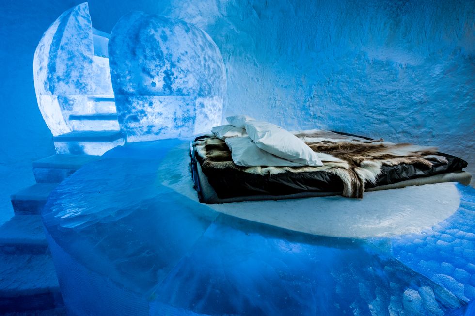 ice hotel sweden