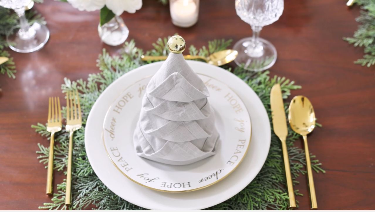 napkin folding christmas tree how to fold napkins for the holidays - How To Fold A Napkin Like A Christmas Tree napkin folding christmas tree how to fold napkins for the holidays - How To Fold A Napkin Like A Christmas Tree