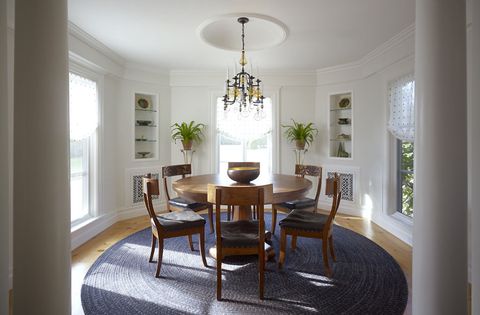 23 Best Round Dining Room Tables, Best Round Dining Room Table