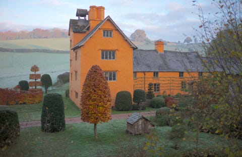 Walk into the private garden of an award-winning landscape architect
