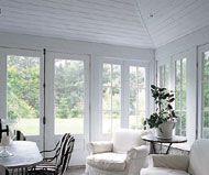 Vaulted ceiling with crown molding