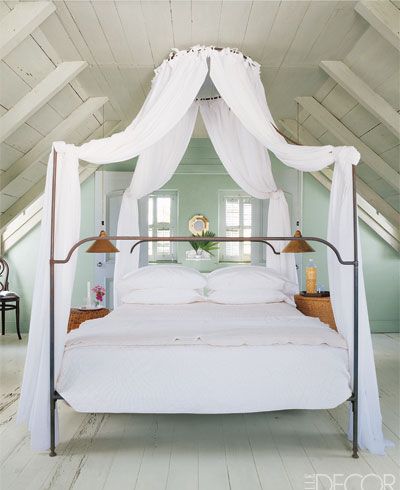 25 Canopy Bed Ideas - Modern Canopy Beds and Frames