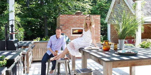 Celebrity Outdoor Dining Ideas For Outside