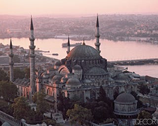 Goes To Istanbul
