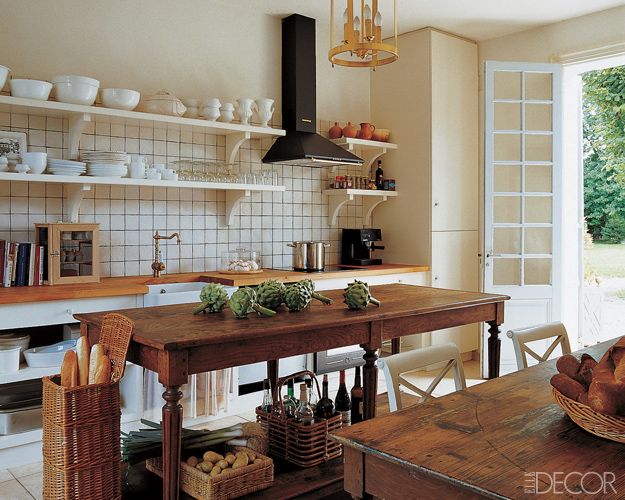 15 Rustic Kitchen Decor Ideas - Country Kitchens Design - Elle Decor  