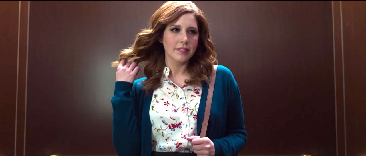 Snl S Vanessa Bayer Spoofs That Fifty Shades Elevator Scene