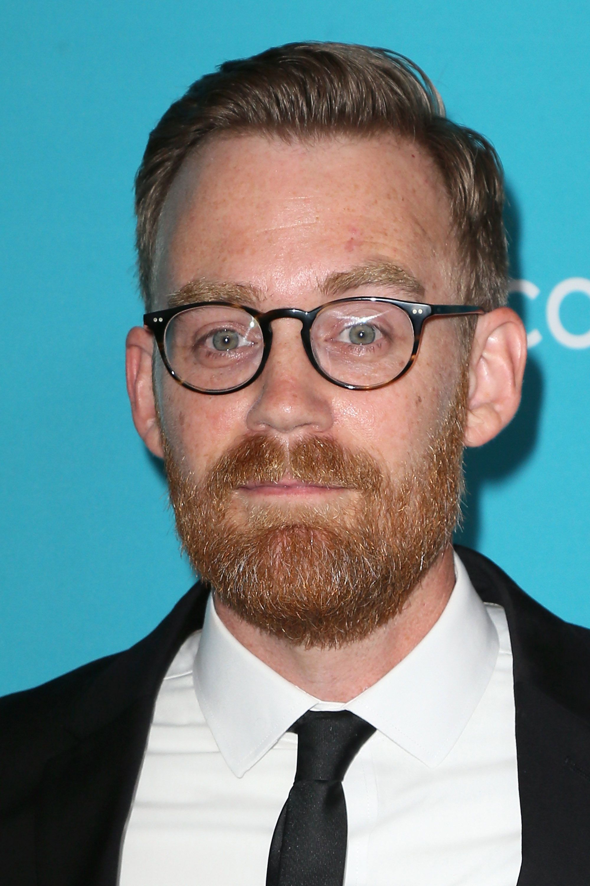 Elle Asks Men Inane Questions On The Red Carpet Sexism In Hollywood