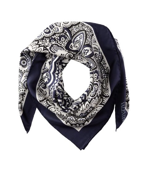 Bandanas for Spring - The Must Have Item for Spring: the Bandanna