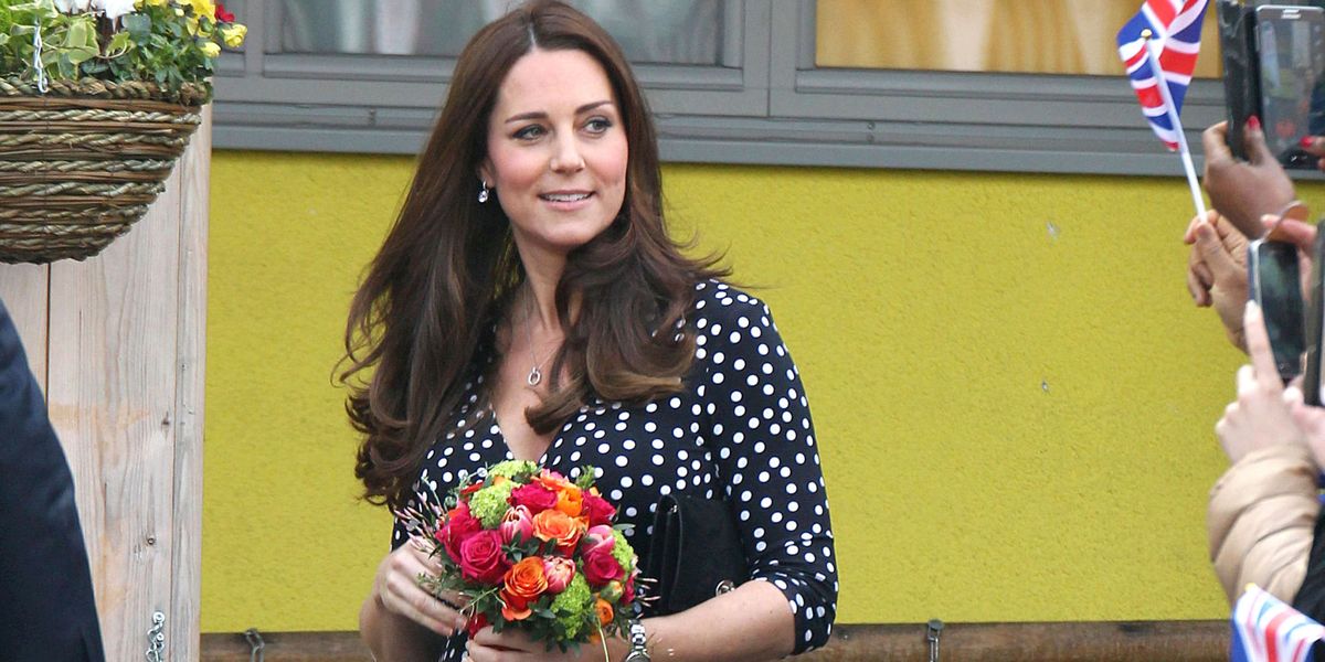 Kate Middleton in ASOS Maternity Dress - Kate Middleton Wore a Cheap ...