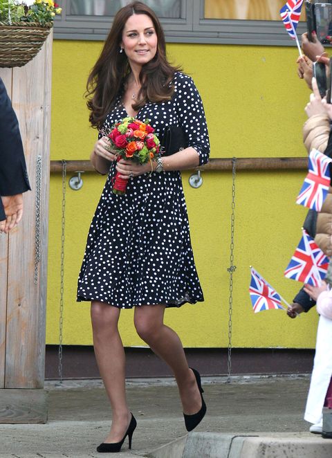 Kate Middleton in ASOS Maternity Dress - Kate Middleton Wore a Cheap ...