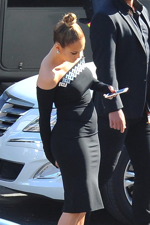 Jennifer Lopez Wears Body-Con Dress to American Idol Taping - J.Lo
