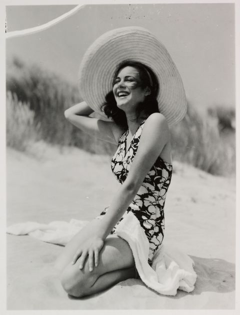 80 Vintage Babes in Bathing Suits to Celebrate That It's 80 Degrees