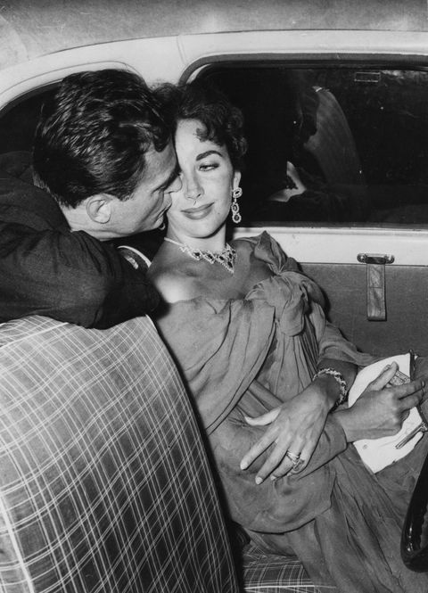 Rare Photos of Elizabeth Taylor - Candid Style Images of Liz Taylor