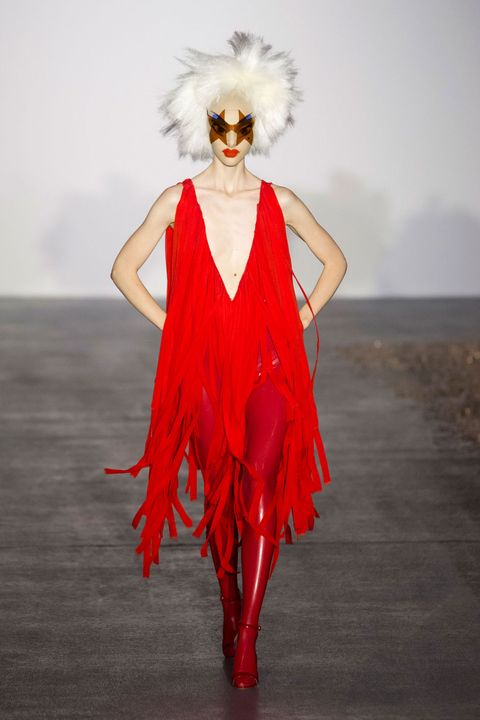 Gareth Pugh Spring 2016 Ready-to-Wear Collection