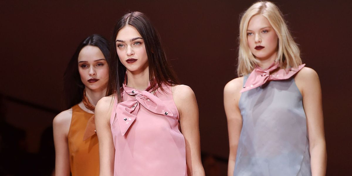 Emporio Armani Spring 2016 Ready-to-Wear Collection