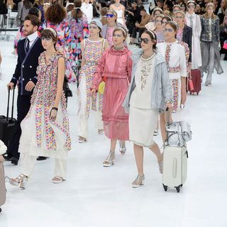 Chanel Spring 2016 Ready-to-Wear Collection