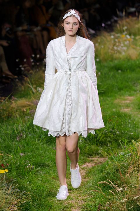 Moncler Gamme Rouge Spring 2016 Ready-to-Wear Collection