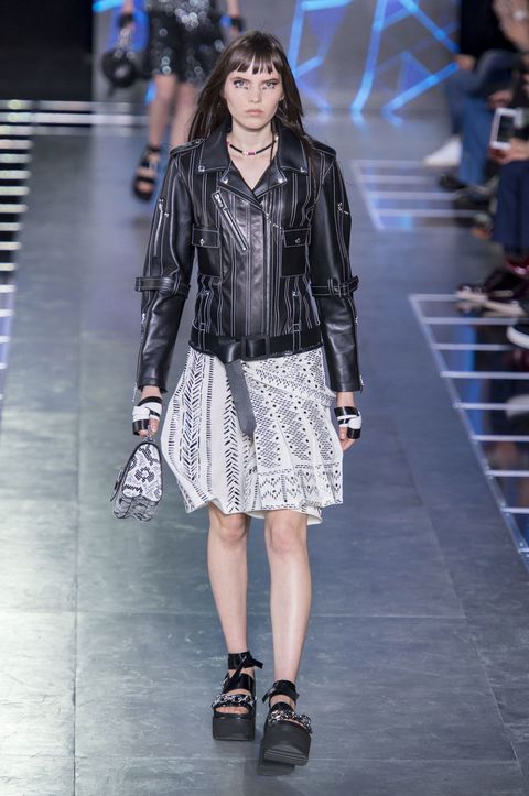 Vuitton Spring 2016 Ready-to-Wear Collection