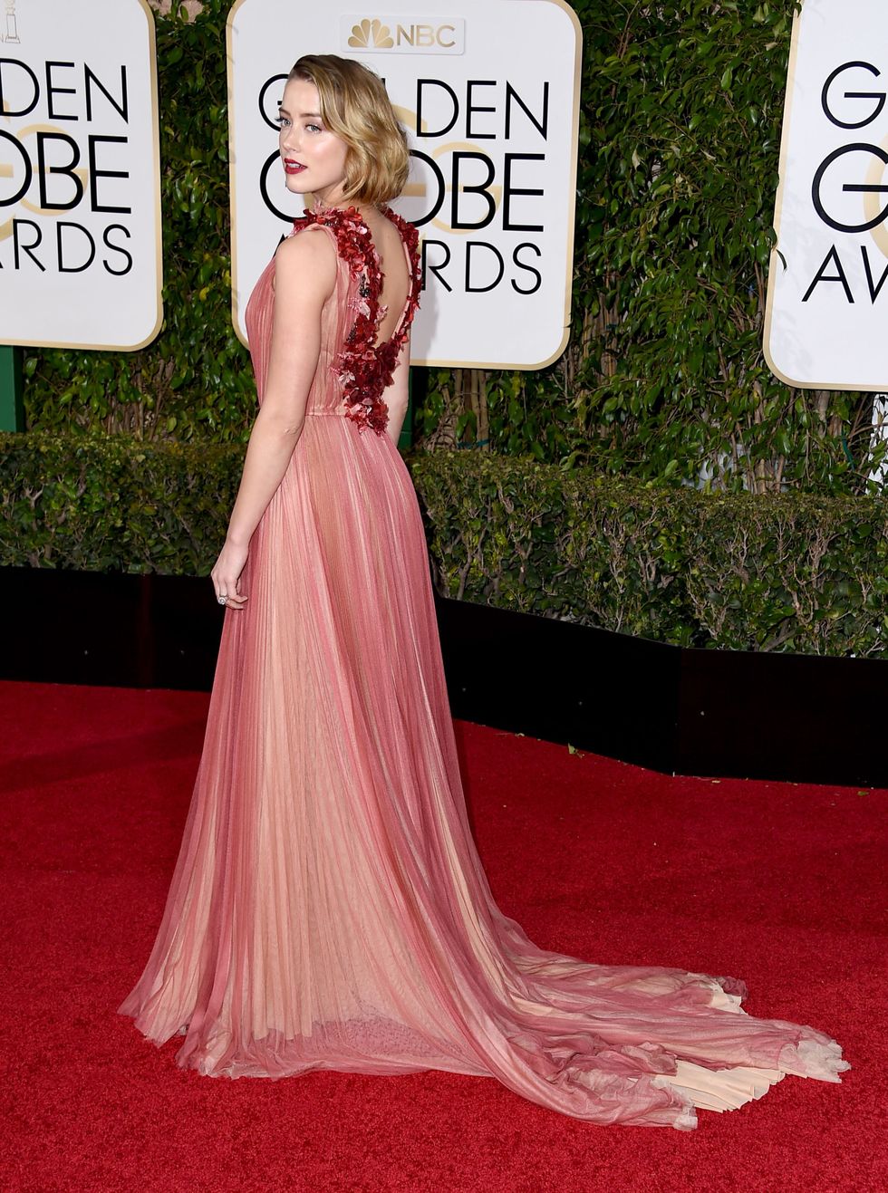 The Coolest Looks from the Golden Globes 2016 Red Carpet - NZ Herald