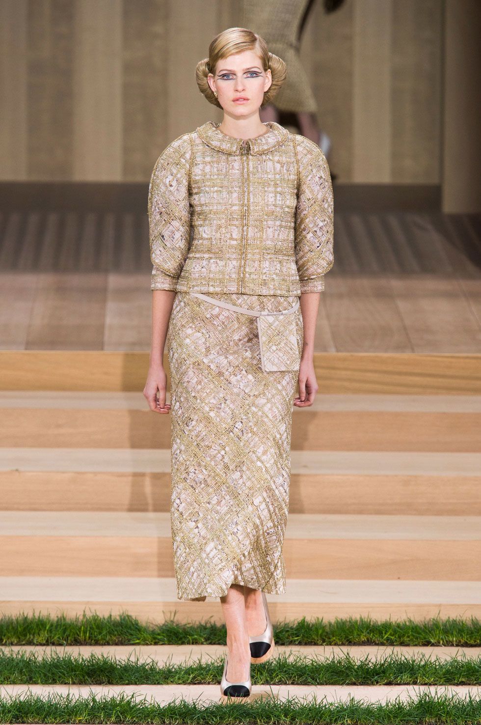 Chanel Spring/Summer 2016 Haute Couture CollectionFashionela