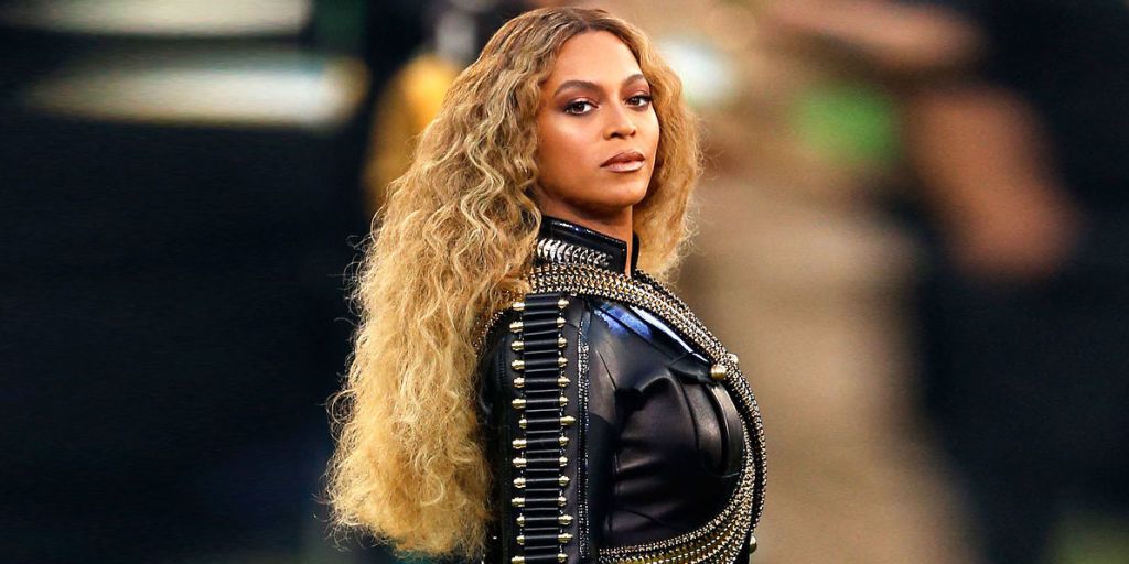 Get Beyoncé's Exact Manicure from Her Super Bowl 50 Halftime Performance