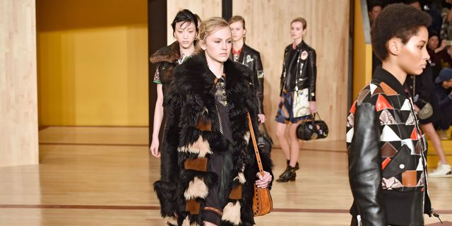 All the Looks From the Louis Vuitton Fall 2016 Ready-to-Wear Show