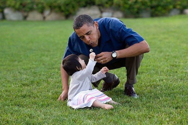 21 Extraordinary Photos from the #ObamaAndKids Hashtag That's Taking Over the Internet