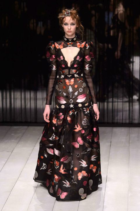 All the Looks From the Alexander McQueen Fall 2016 Ready-to-Wear Show