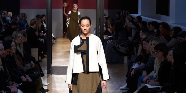 All the Looks From the Sportmax Fall 2016 Ready-to-Wear Show