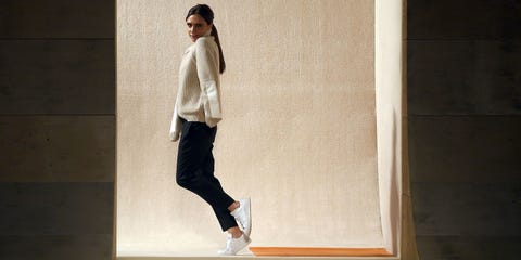 Victoria Beckham Just "Can't Do" Heels Anymore