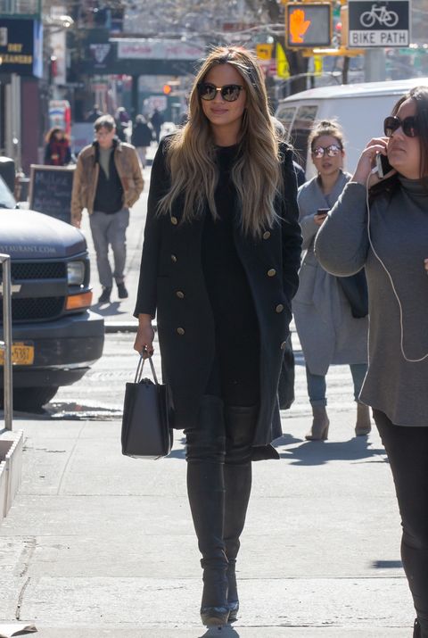 Chrissy Teigen Maternity Fashion - Chrissy Teigen Style