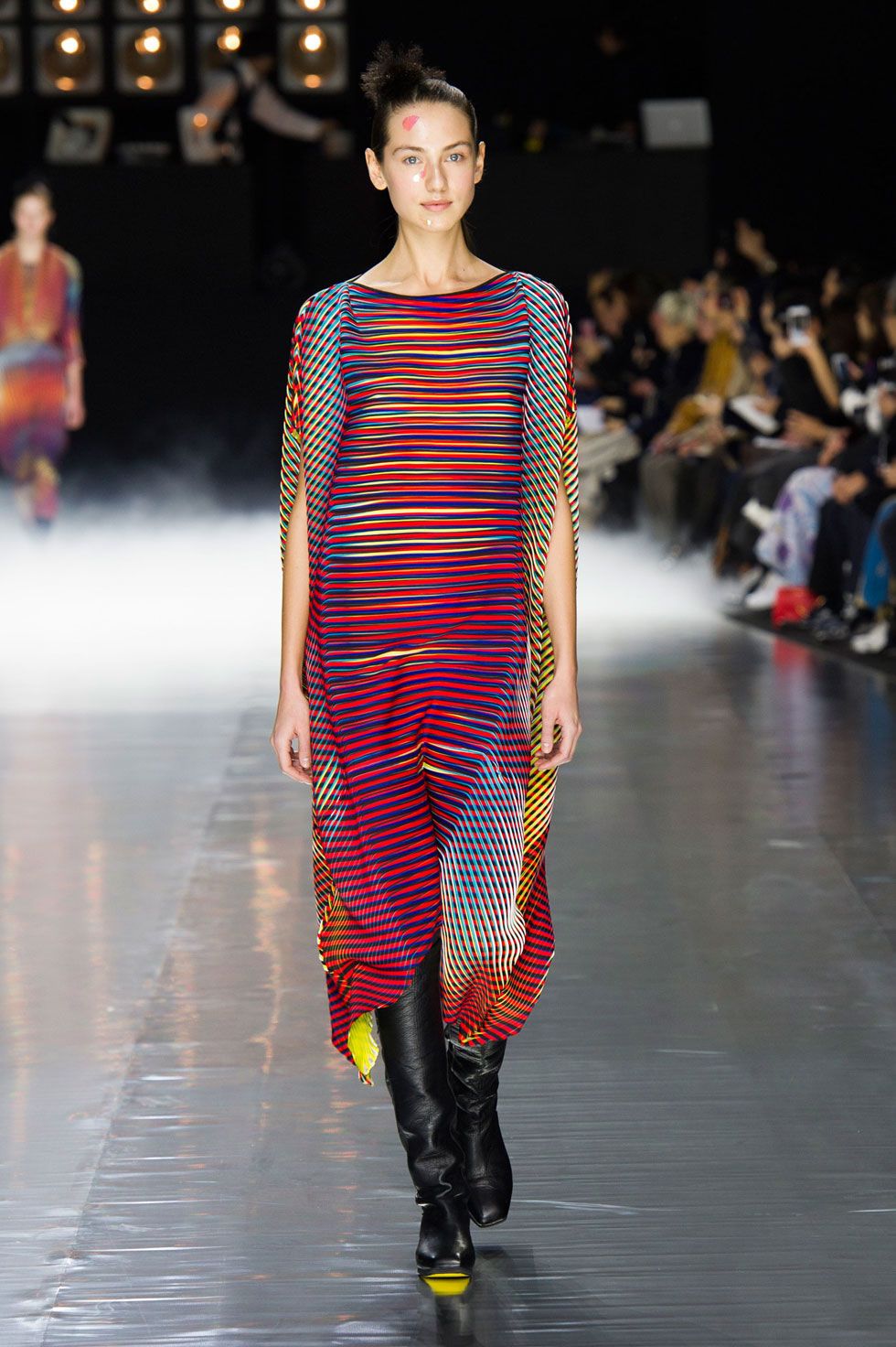 All the Looks From the Issey Miyake Fall 2016 Ready-to-Wear Show
