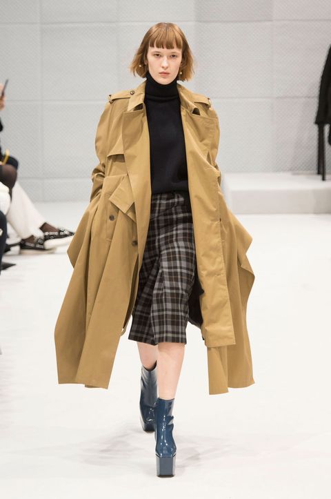 All the Looks From the Balenciaga Fall 2016 Ready-to-Wear Show